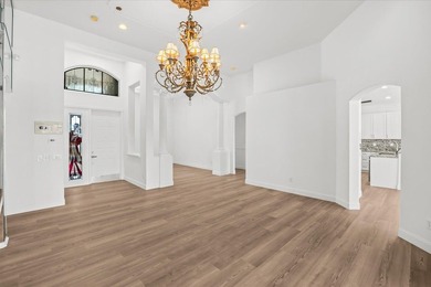 Welcome to this stunning remodeled 4-bedroom, 2.5-bathroom - photo 22