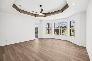 Welcome to this stunning remodeled 4-bedroom, 2.5-bathroom - photo 35