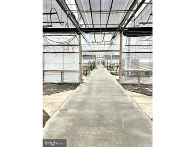 34+ Acre Greenhouse & Agricultural Facility Exceptional - photo 36