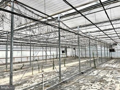 34+ Acre Greenhouse & Agricultural Facility Exceptional - photo 37