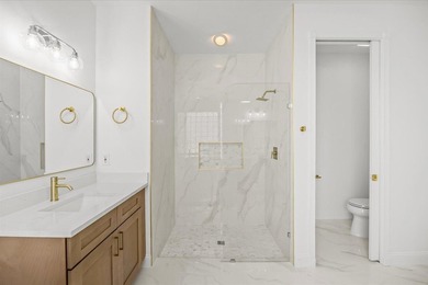 Welcome to this stunning remodeled 4-bedroom, 2.5-bathroom - photo 38