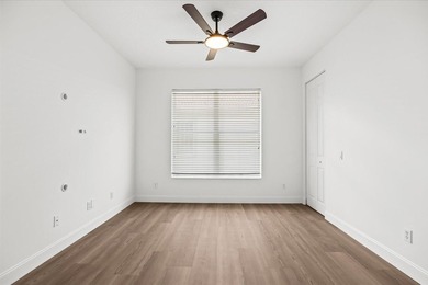 Welcome to this stunning remodeled 4-bedroom, 2.5-bathroom - photo 41