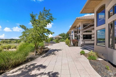 Perched along the rim in SpurWing's original estate section - photo 42