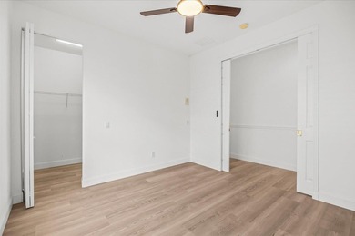 Welcome to this stunning remodeled 4-bedroom, 2.5-bathroom - photo 42
