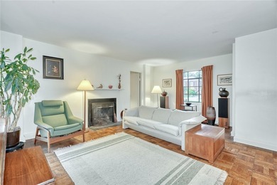 Truly a one-of-a-kind gorgeous cape cod style home, centrally - photo 7