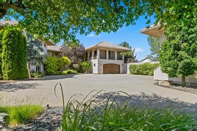 Perched along the rim in SpurWing's original estate section - photo 47