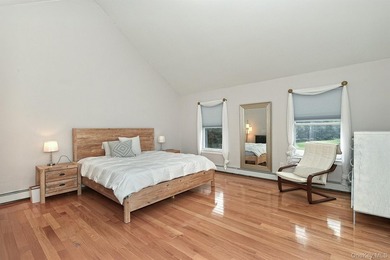 Privacy, space, and an unbeatable location come together in this - photo 12