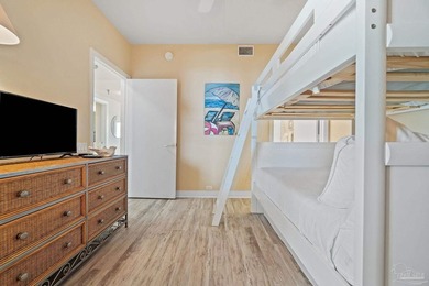 Welcome to Beach Colony Tower Penthouse 17C, a luxurious - photo 18