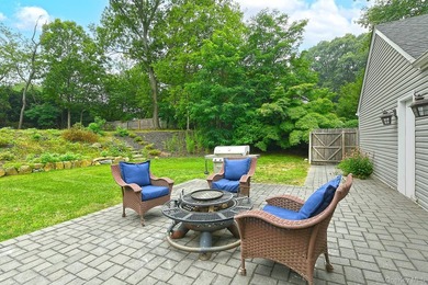 Privacy, space, and an unbeatable location come together in this - photo 19