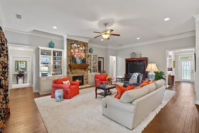 Welcome home to Soleil Laurel Canyon! Enjoy breathtaking views - photo 9