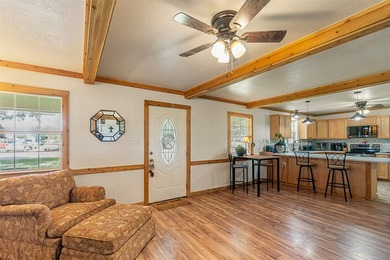 MOTIVATED SELLER!! Pretty little 3-bed, 1-bath home on a 0 - photo 3