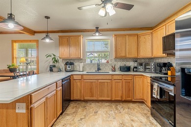 MOTIVATED SELLER!! Pretty little 3-bed, 1-bath home on a 0 - photo 5