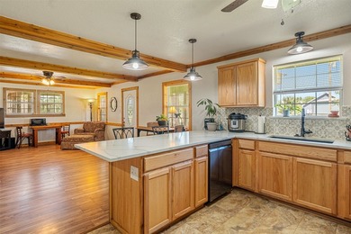 MOTIVATED SELLER!! Pretty little 3-bed, 1-bath home on a 0 - photo 6