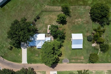 MOTIVATED SELLER!! Pretty little 3-bed, 1-bath home on a 0 - photo 9