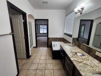 Great opportunity in gated community in East Wichita. Brick - photo 10