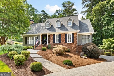 Welcome Home to 491 Timberlea Lake Drive. This beautiful and - photo 1