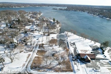 Lake Lot For Sale in Commerce Twp, Michigan