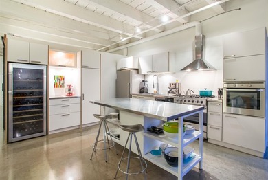 Expansive NYC style loft in Gastown's coveted Koret Lofts. This - photo 11