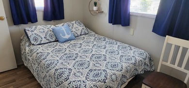 This home is turn key, move in ready. Beautiful 2 bedroom, 1 1/2 - photo 14