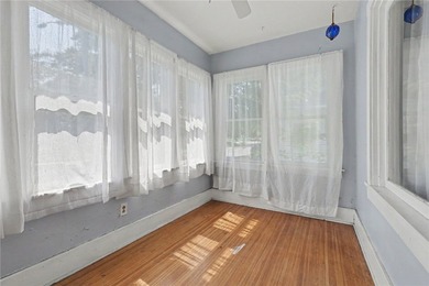 Welcome to 15 Alford Street! This charming 3-bedroom, 1-bath - photo 15