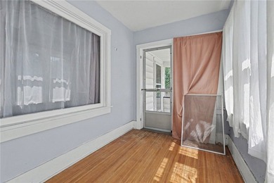 Welcome to 15 Alford Street! This charming 3-bedroom, 1-bath - photo 16