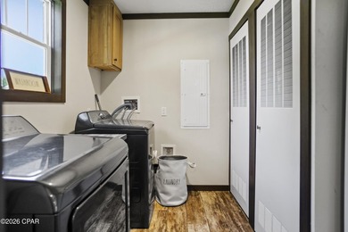 MOTIVATED SELLERS!! This beautiful, well-maintained home is - photo 17
