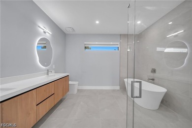 Welcome to your dream home in Cape Coral! This stunning single - photo 17