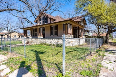 Garner Lake  Home For Sale in Granger Texas