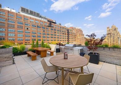 Introducing PHD, an extraordinary penthouse floating atop - photo 21