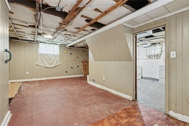 Welcome to 15 Alford Street! This charming 3-bedroom, 1-bath - photo 23