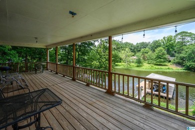 Outstanding Waterfront Cabin Retreat on Glaze Creek! Experience - photo 26