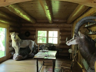 Is Golf your Game? This stunning full log home is perfect for - photo 27