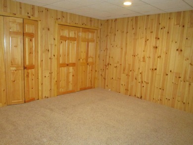 Is Golf your Game? This stunning full log home is perfect for - photo 43