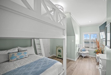 Fabulous EXTRA LARGE DECK on this amazing Beach-Front home on a - photo 50