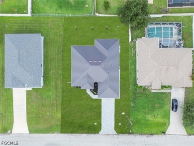 Welcome to your dream home in Cape Coral! This stunning single - photo 50