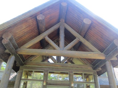 Is Golf your Game? This stunning full log home is perfect for - photo 52