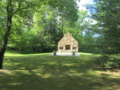 Is Golf your Game? This stunning full log home is perfect for - photo 56