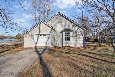 Lake Home For Sale in Crossville, Tennessee