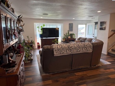 MLS# 291720 Come check out this Tri-Level Pasco home with lots - photo 4