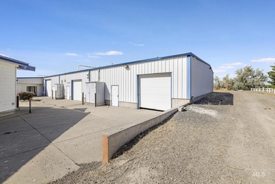 Exceptional commercial opportunity on 14.44 acres, conveniently - photo 8