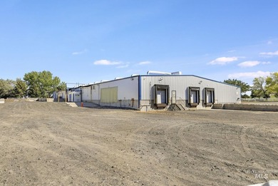 Exceptional commercial opportunity on 14.44 acres, conveniently - photo 9