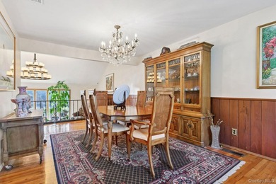 Welcome to 14 Fairview, a beautifully maintained Split level - photo 11