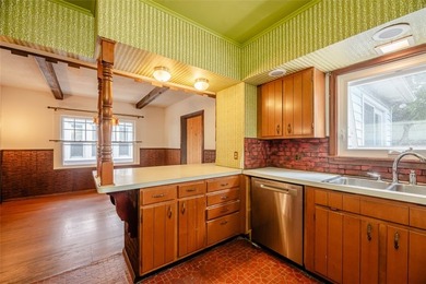 Welcome to 239 Navarre Road in Rochester, NY. Located on a quiet - photo 10