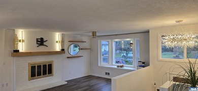 Remodeled in 2022, this pristine split-level home offers sublime - photo 10