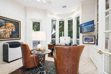 Beautiful Mediterranean Style Villa located in a private - photo 9