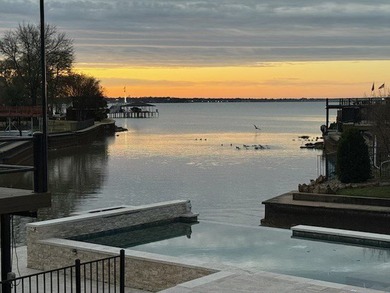 Welcome to lake living at its finest on Cedar Creek Lake! - photo 2