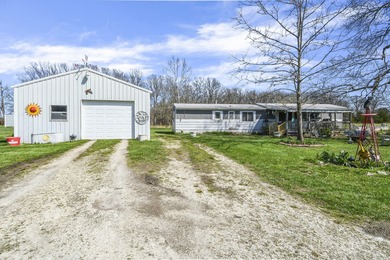 (private lake, pond, creek) Home Active Under Contract in Fordland Missouri