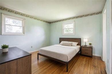 Opportunity awaits in this charming 4-bedroom, 1.5-bath ranch - photo 7