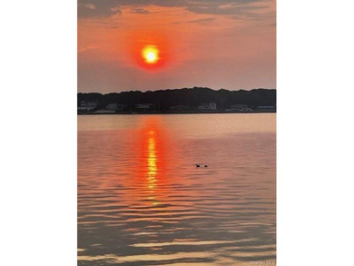 Welcome to this hidden gem nestled in the heart of Hampton Bays! - photo 22