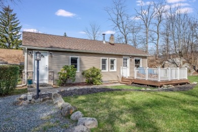 Lake Home Off Market in Hopatcong, New Jersey